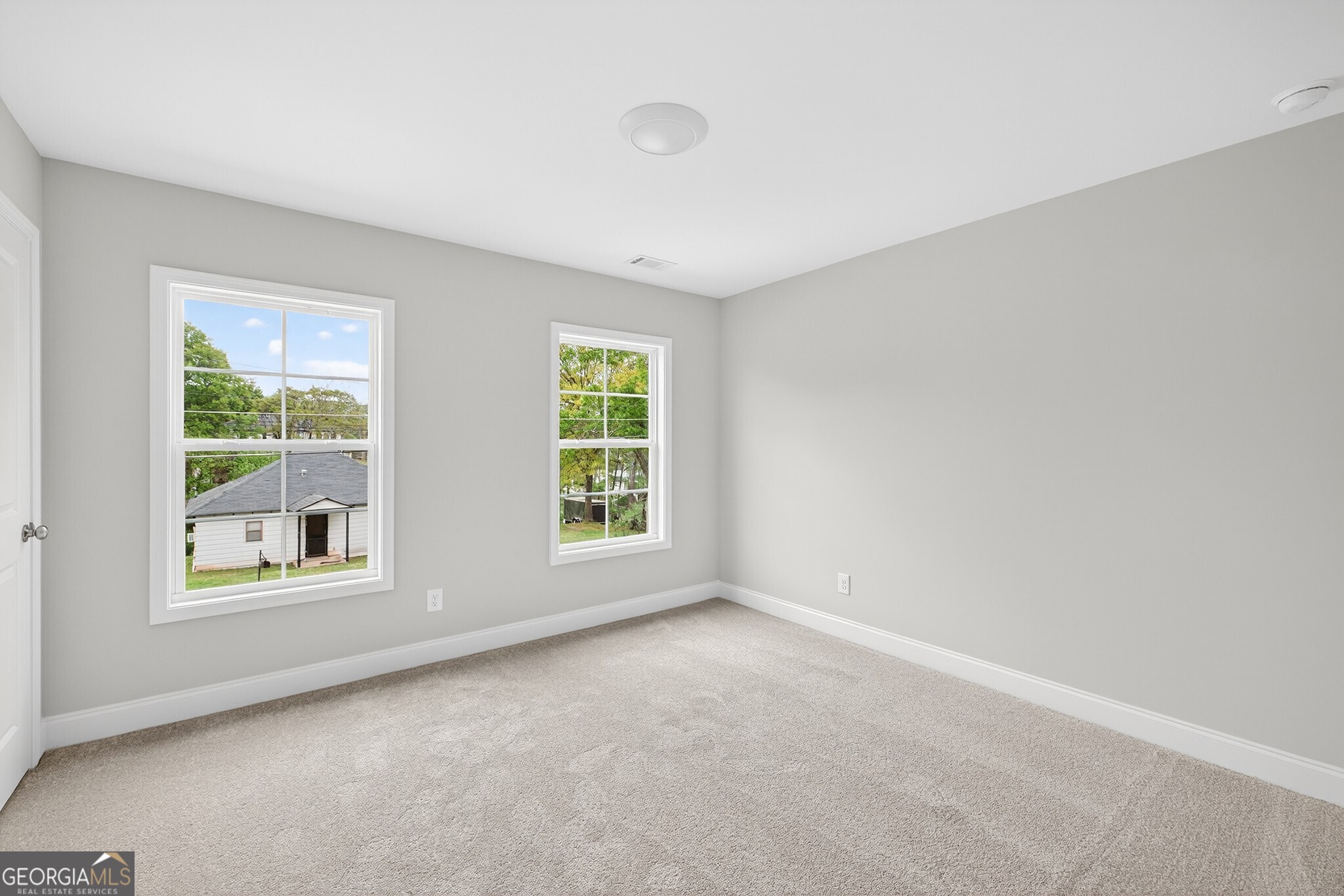 4862 White Street Sugar Hill GA 30518