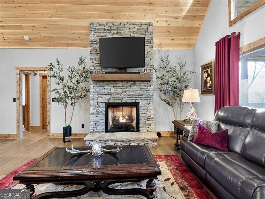 313 Muffle Court Ellijay GA 30540