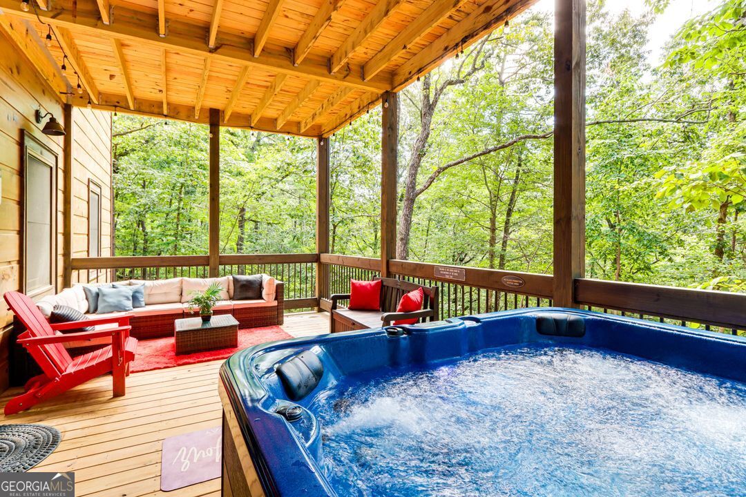 313 Muffle Court Ellijay GA 30540