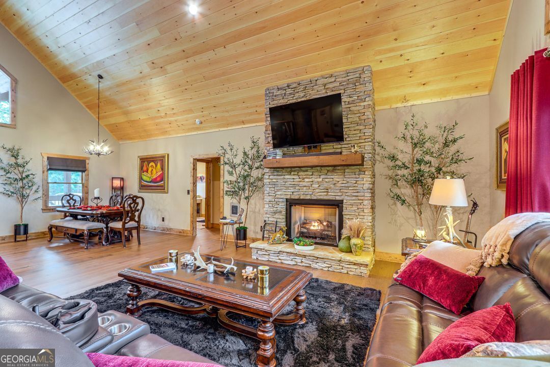 313 Muffle Court Ellijay GA 30540