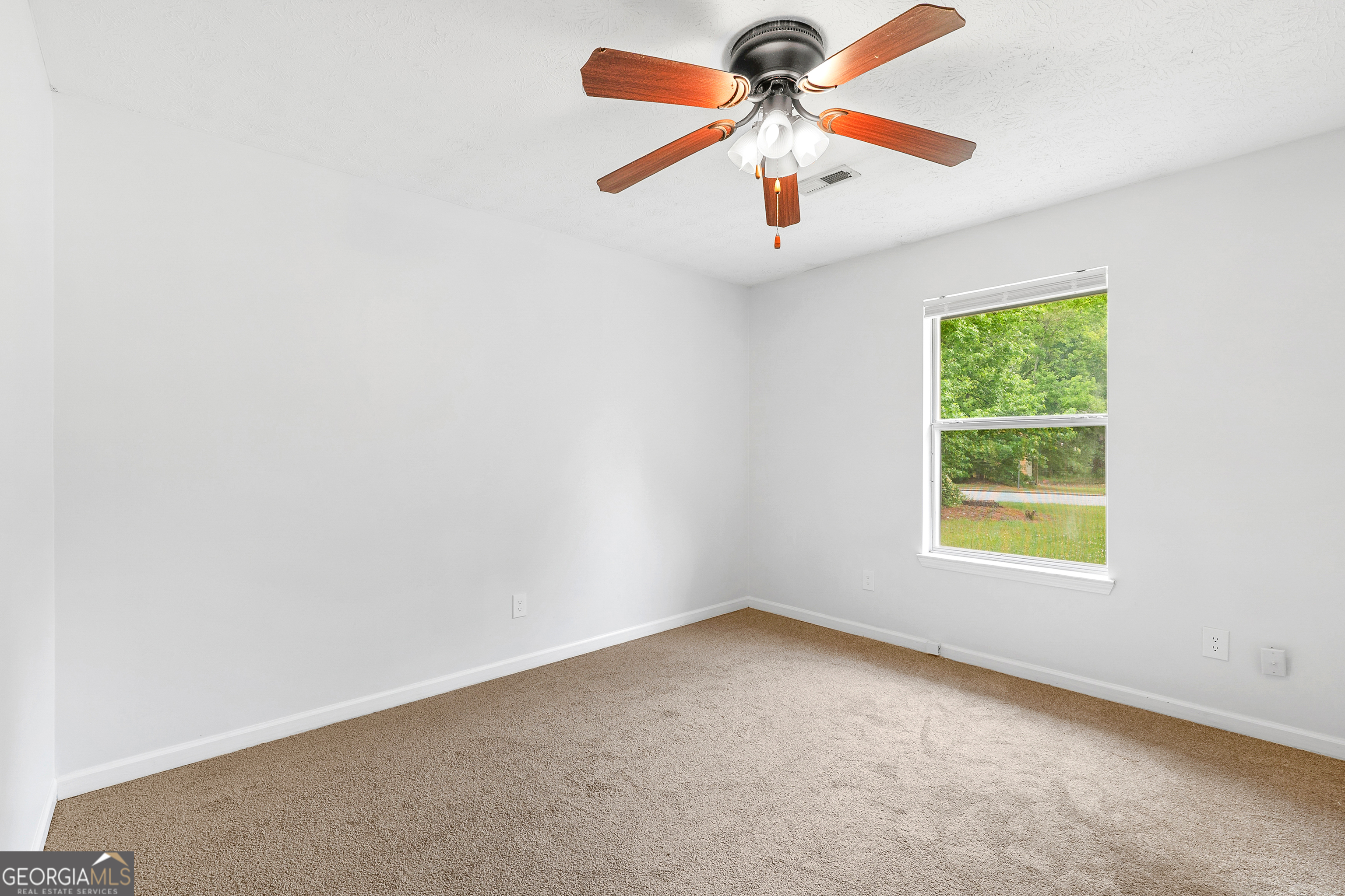 1328 Foxvale Drive Hampton GA 30228