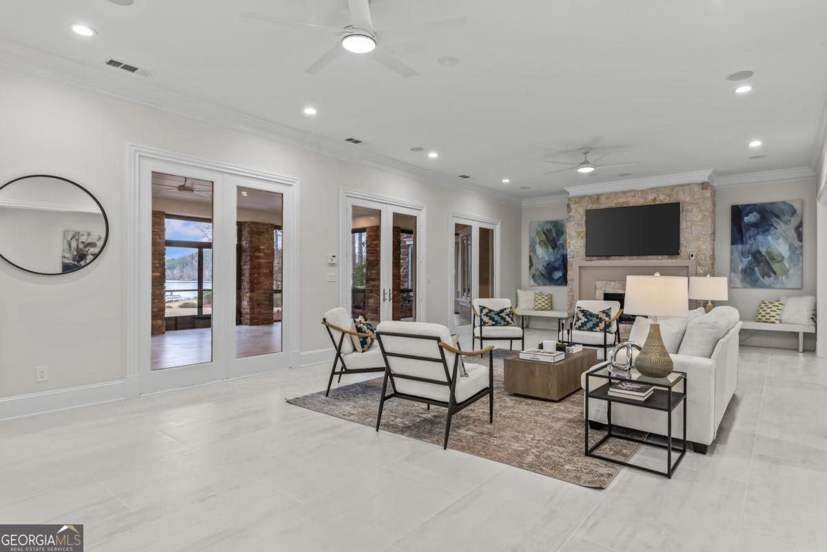 1070 Prosperity Pointe Greensboro GA 30642