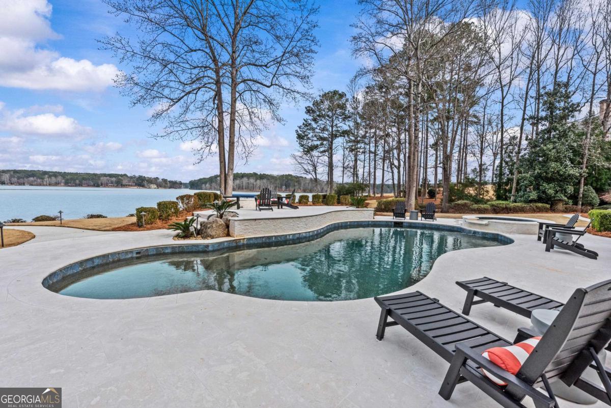 1070 Prosperity Pointe Greensboro GA 30642