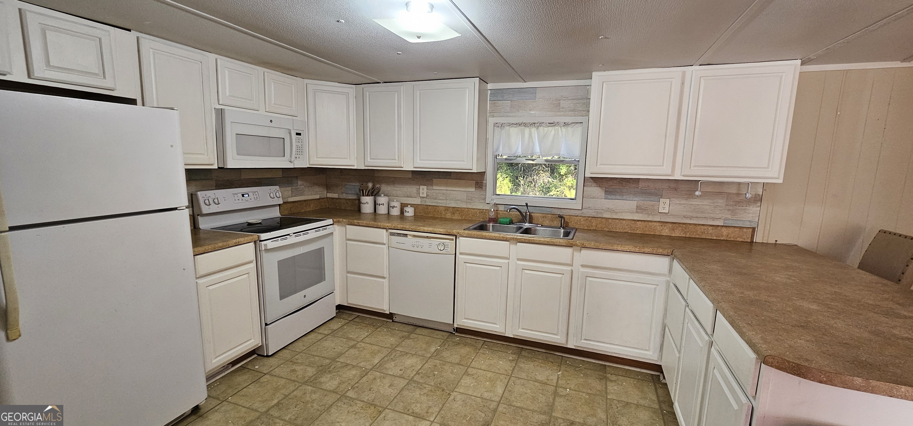 596 Arnett School Road Sylvania GA 30467