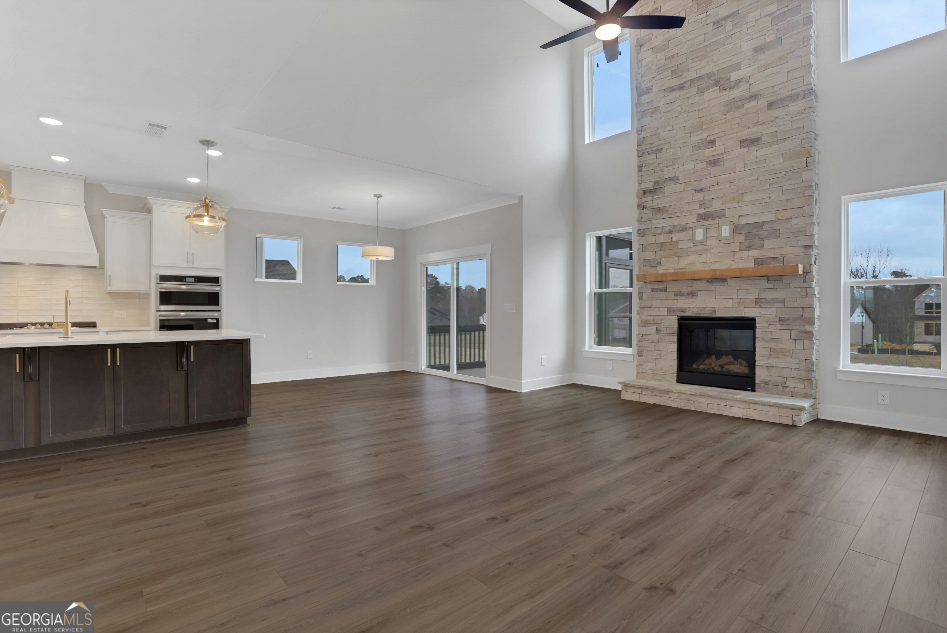 203 Coffee Lane Hoschton GA 30548