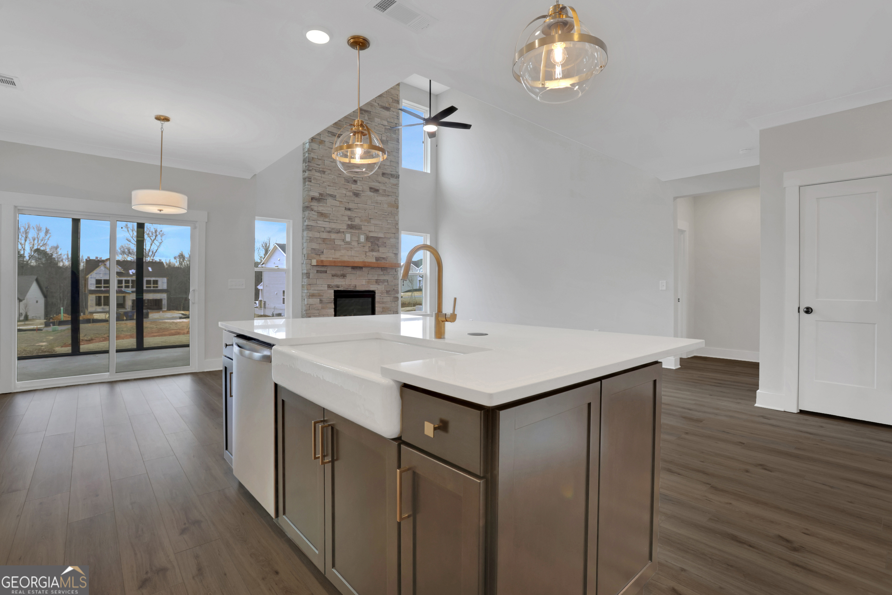 203 Coffee Lane Hoschton GA 30548