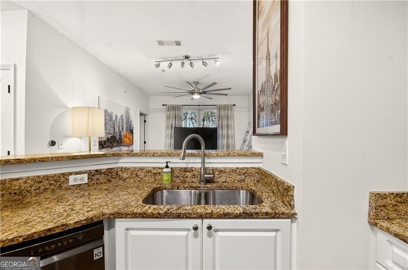 10 Perimeter Summit Boulevard NE Brookhaven GA 30319