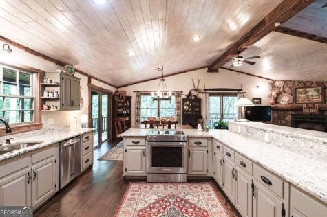 11 Treasure Lane Blairsville GA 30512