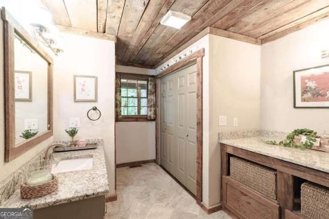 11 Treasure Lane Blairsville GA 30512