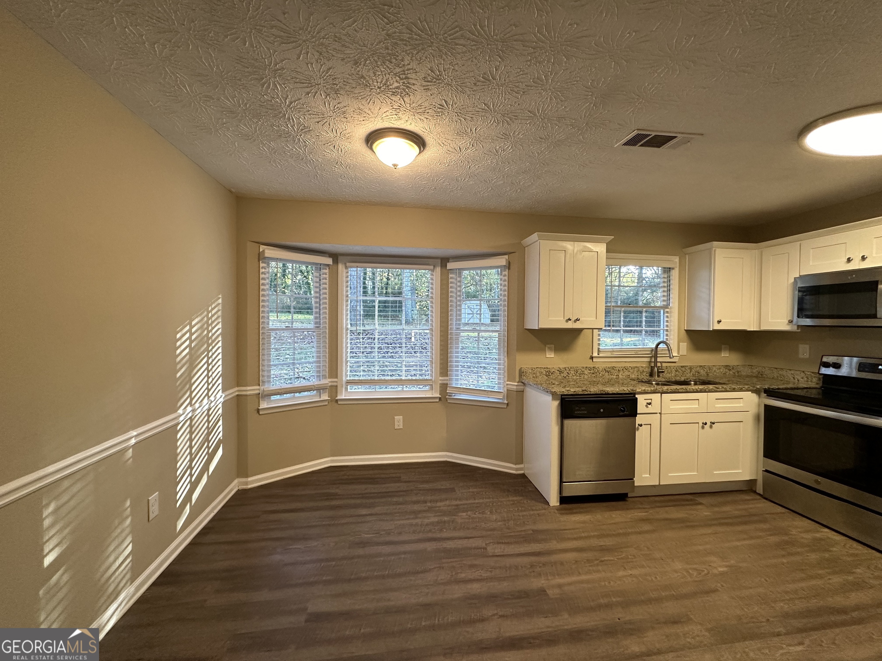 245 Remington Trail Ellenwood GA 30294