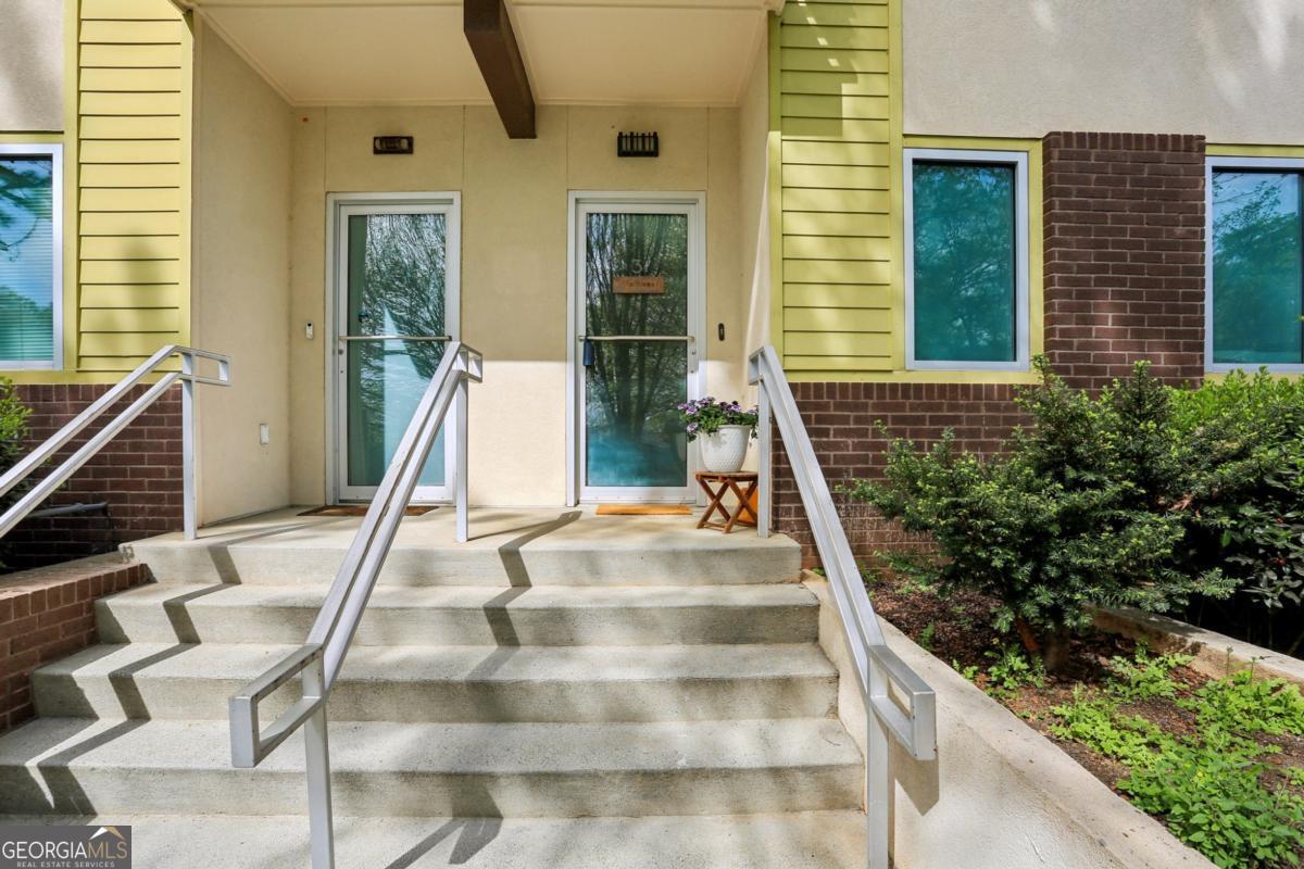 201 Howard Street SE Atlanta GA 30317