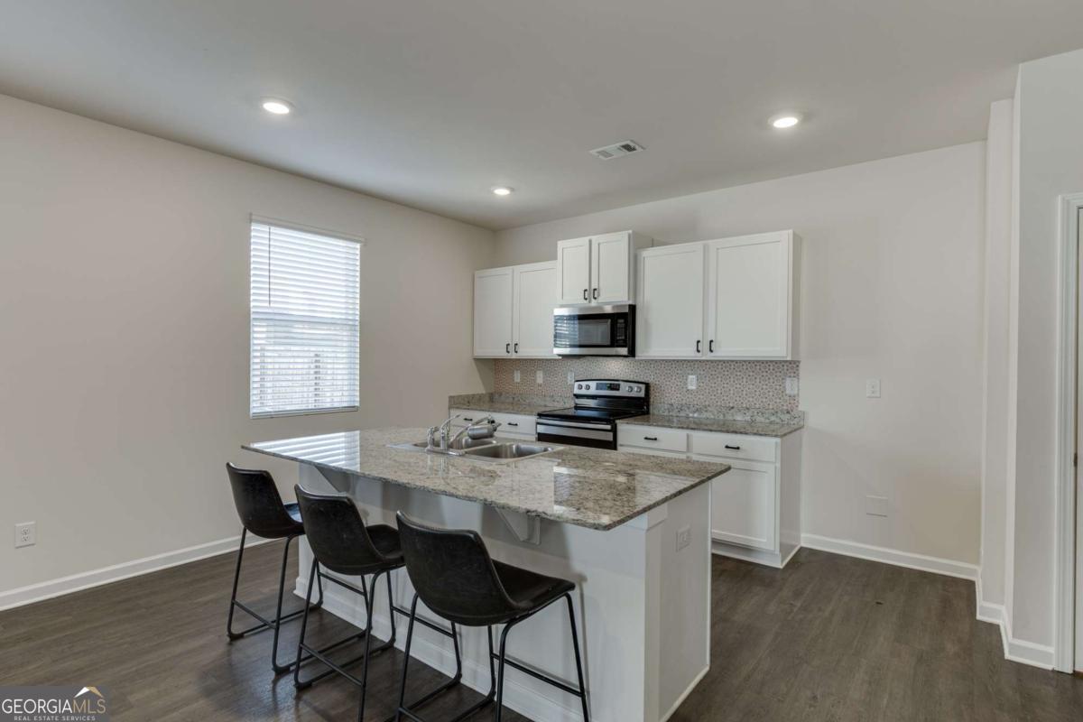 135 Russell Road Pendergrass GA 30567
