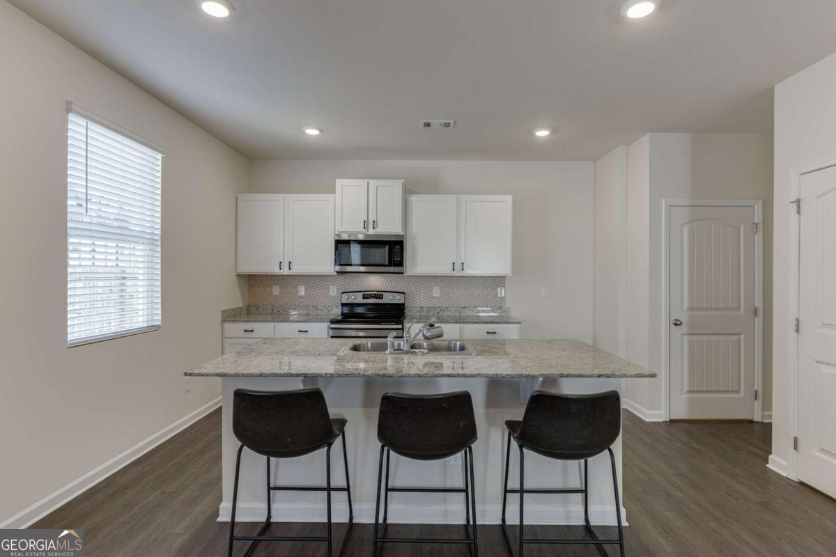 135 Russell Road Pendergrass GA 30567