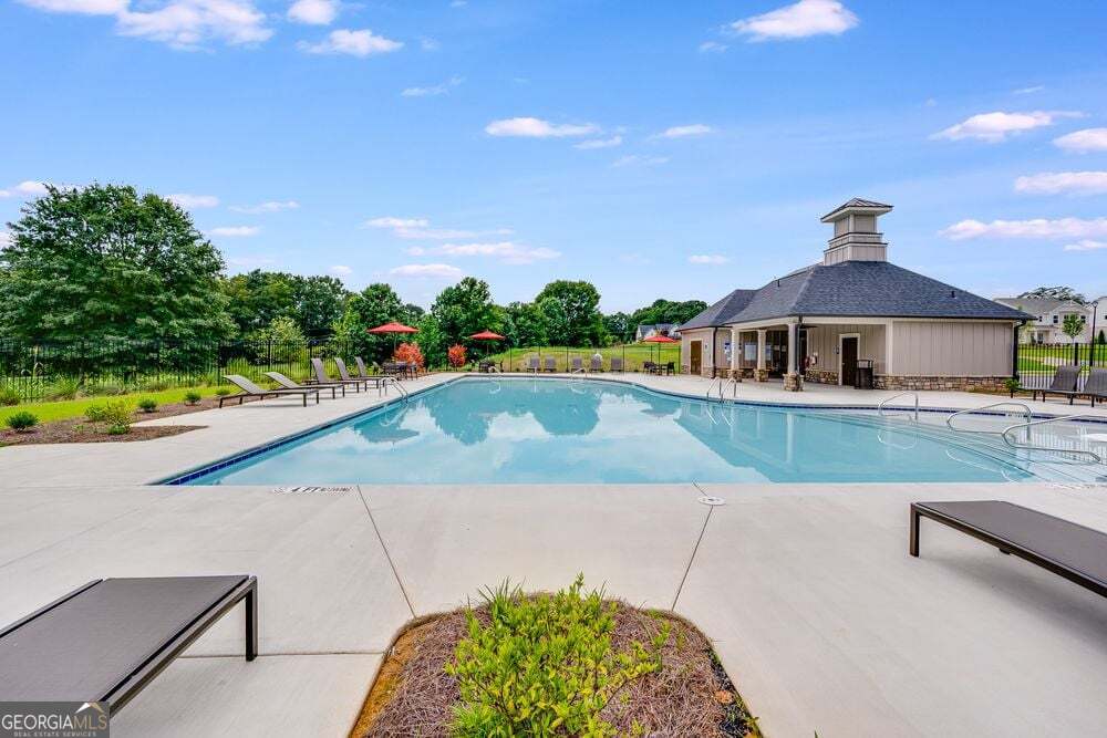 1723 Fawlocke Run Loganville GA 30052