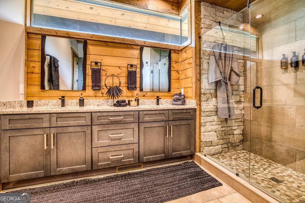 278 Oak Wood Lane Ellijay GA 30540