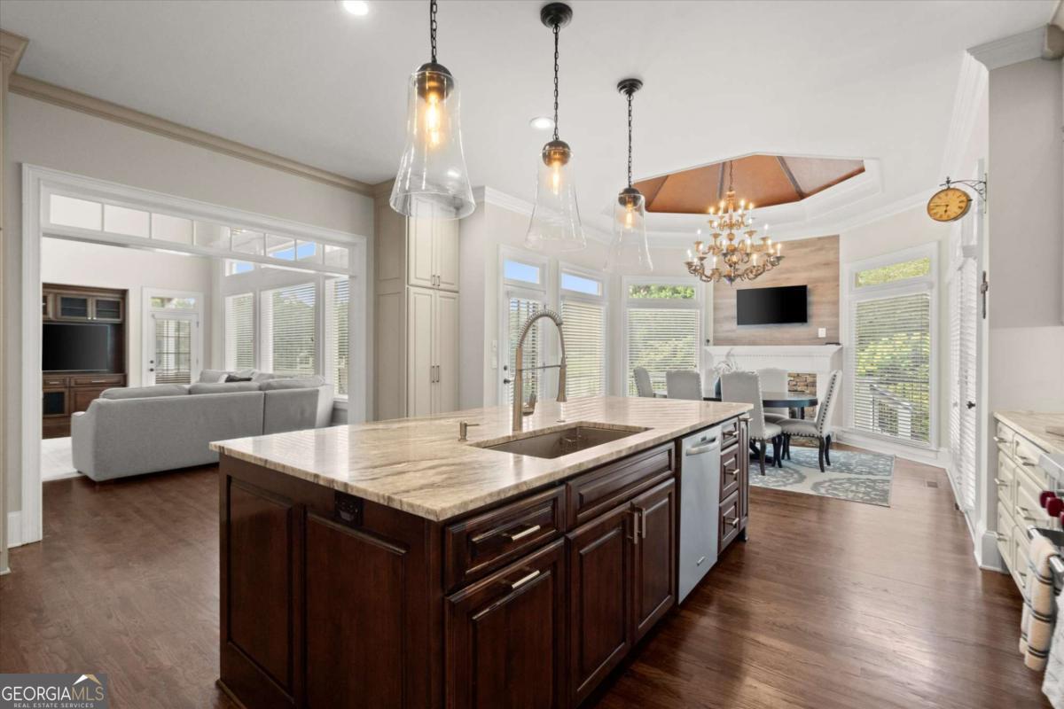 6325 Haddington Lane Suwanee GA 30024