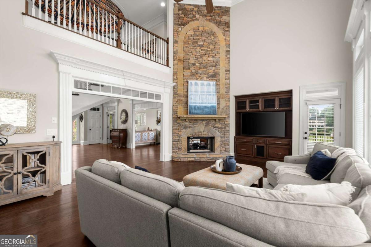 6325 Haddington Lane Suwanee GA 30024