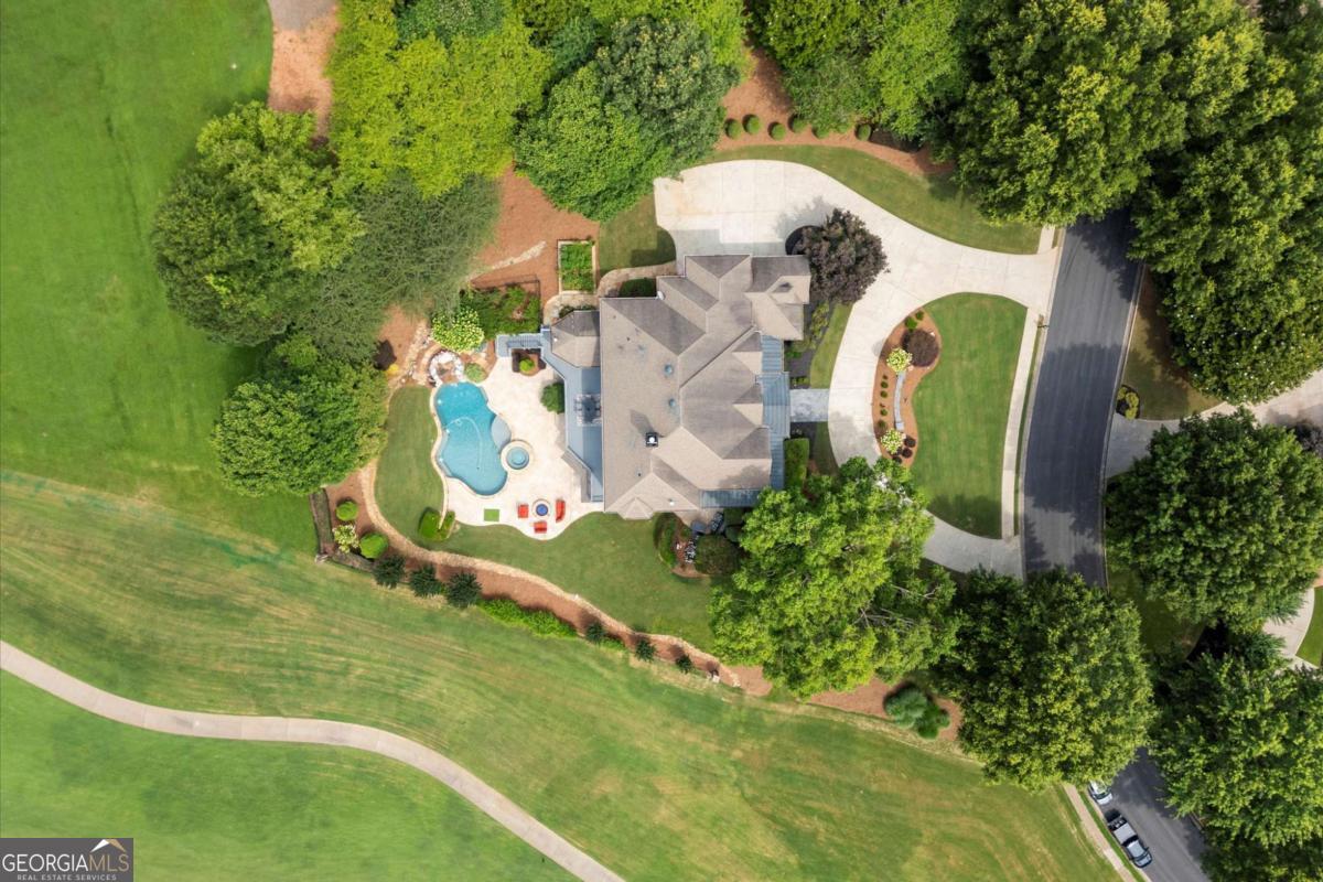6325 Haddington Lane Suwanee GA 30024