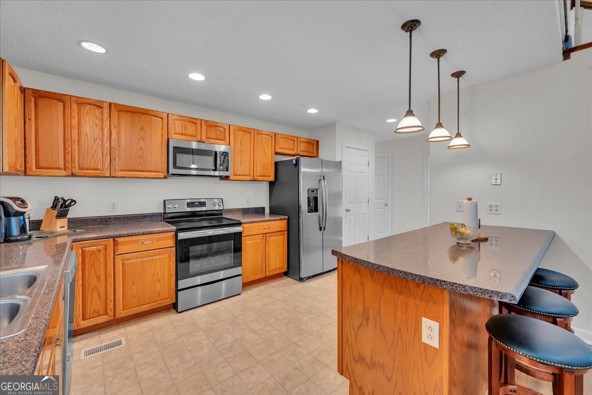 114 Waterfront Drive Cobb GA 31735