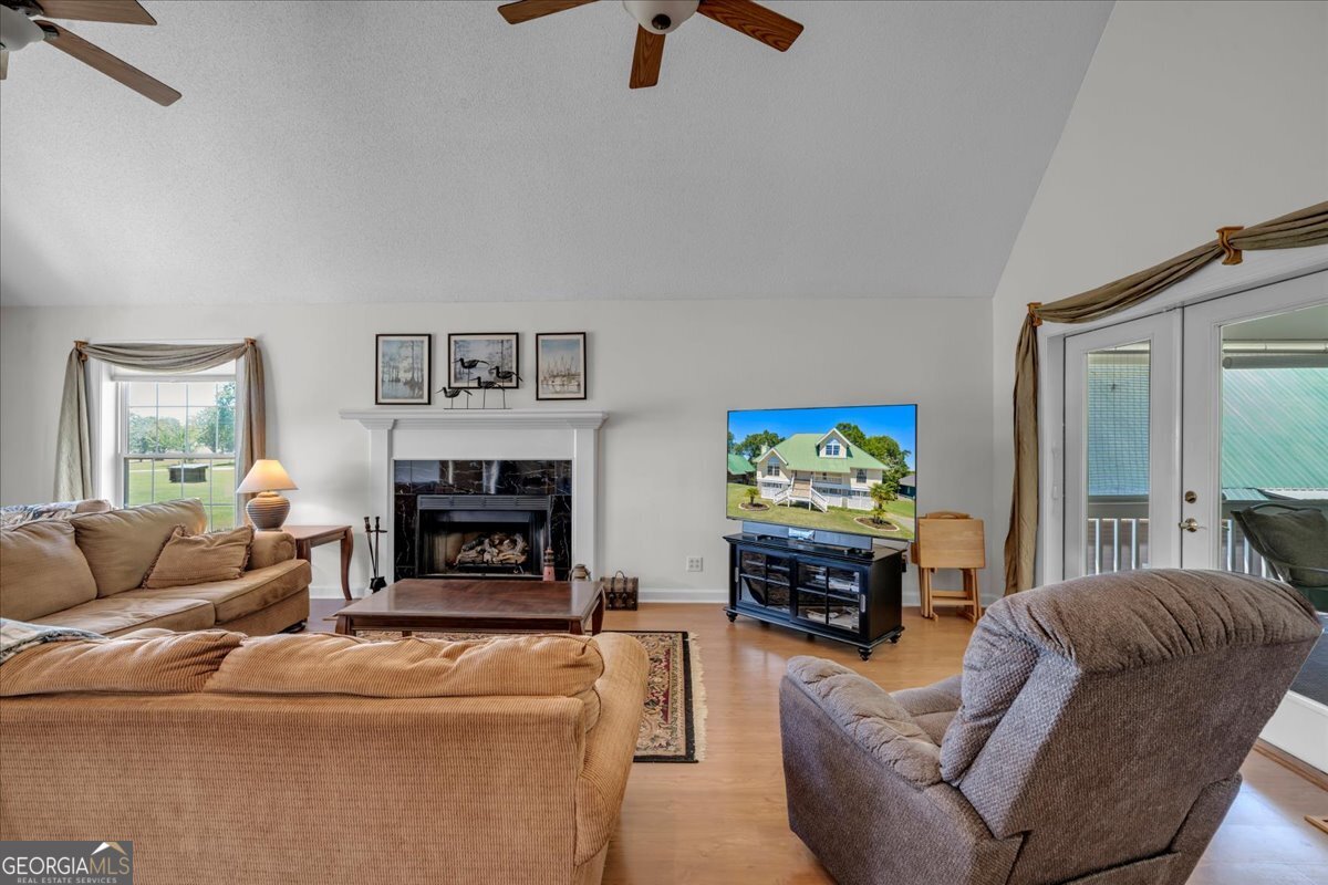114 Waterfront Drive Cobb GA 31735