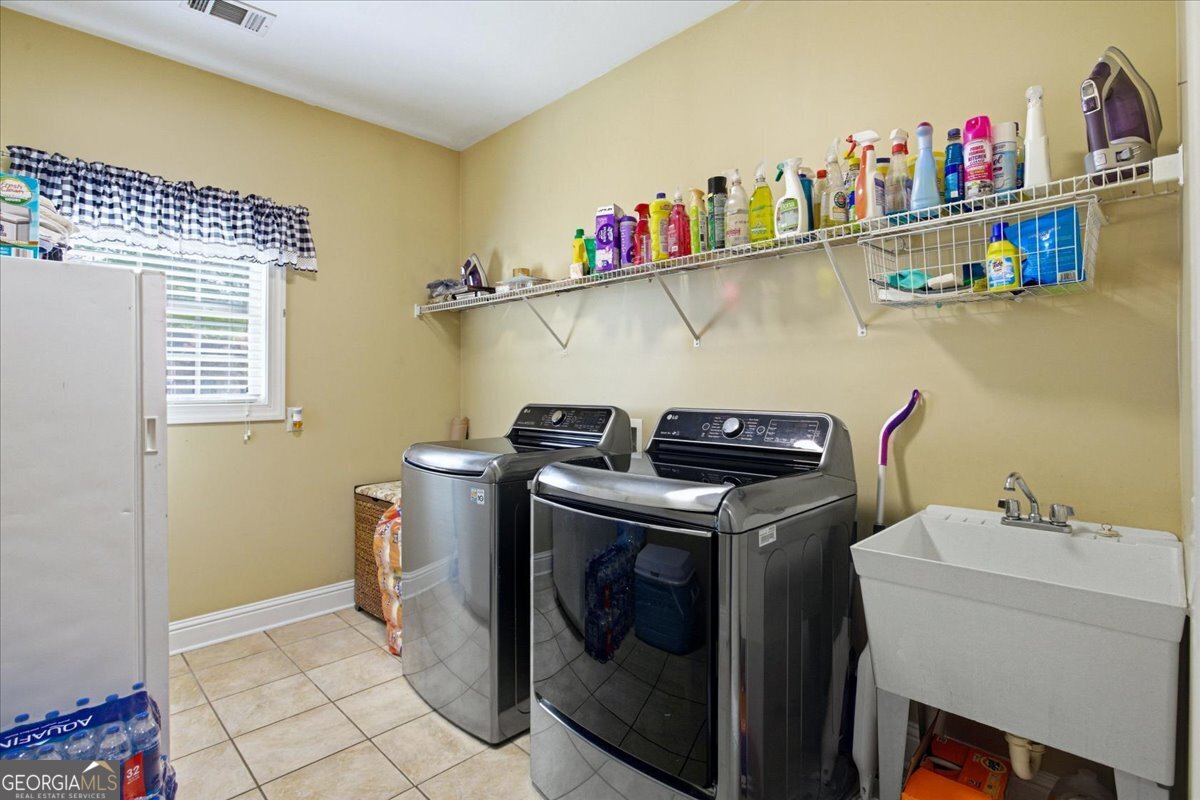 412 Big Sam Circle Loganville GA 30052