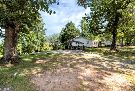 303 Jennys Cove Road Cleveland GA 30528