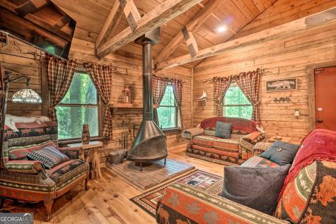 2183 Chimney Mountain Road Sautee Nacoochee GA 30571