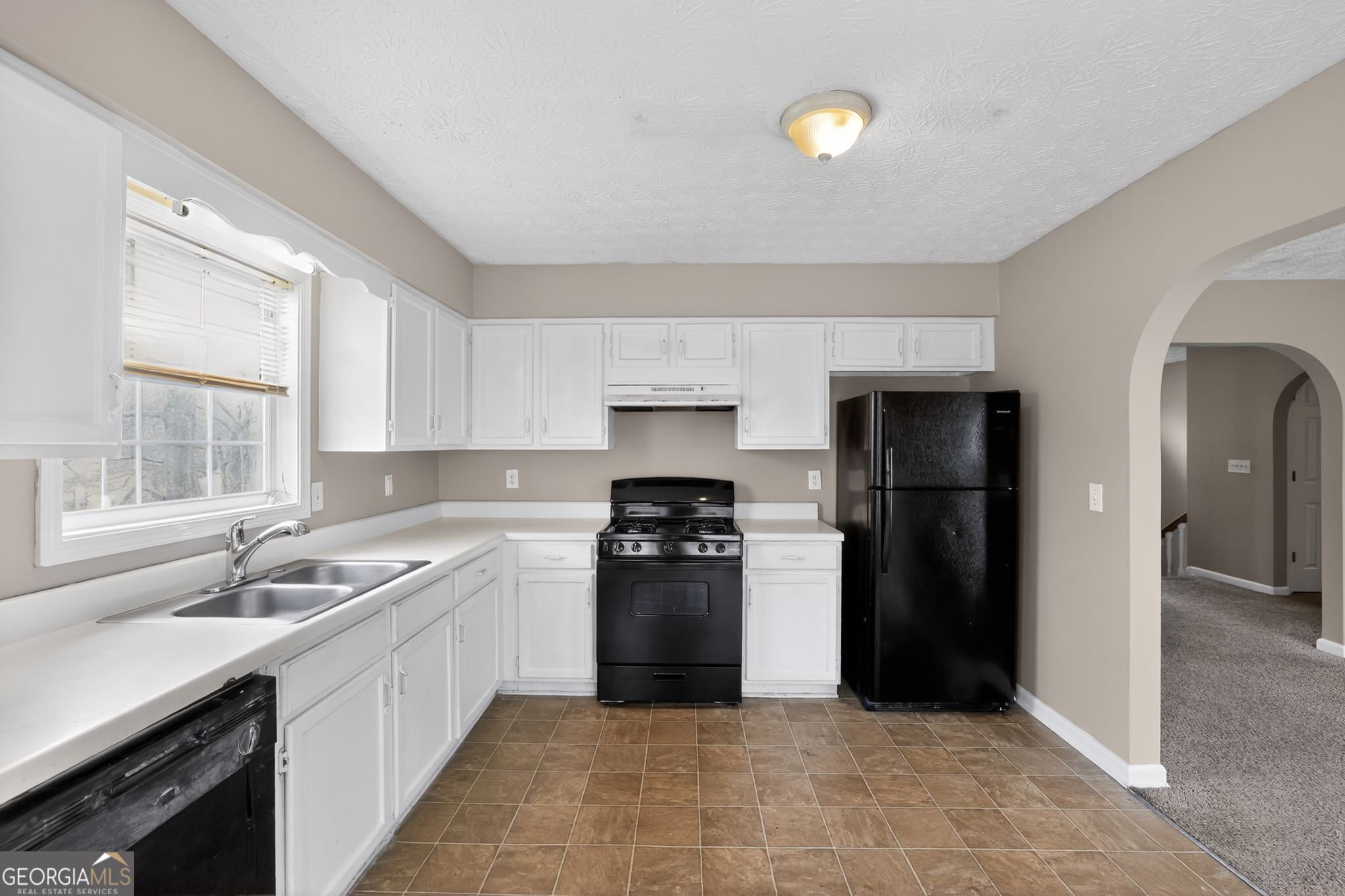 205 Pineknoll Court Ellenwood GA 30294
