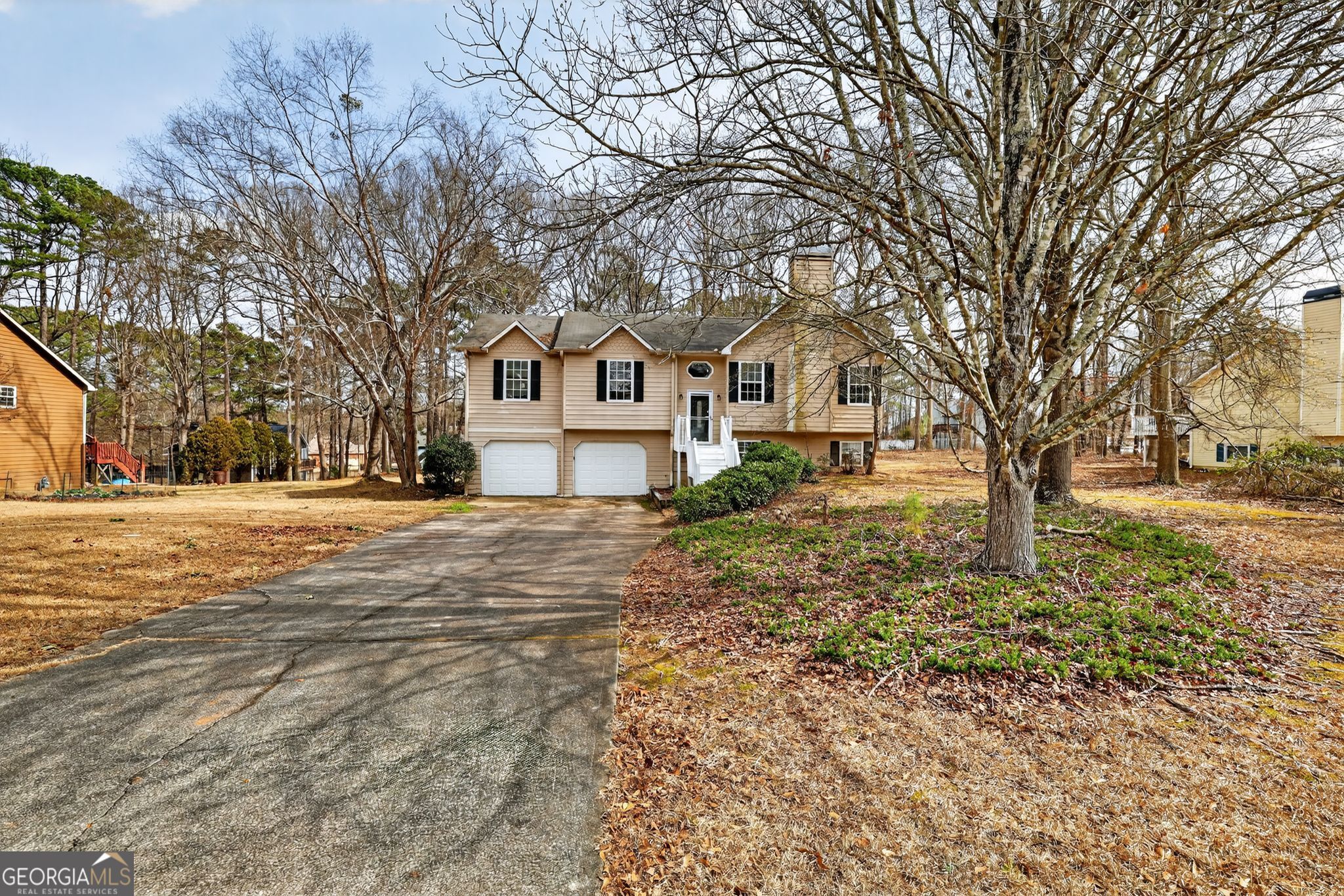 205 Pineknoll Court Ellenwood GA 30294