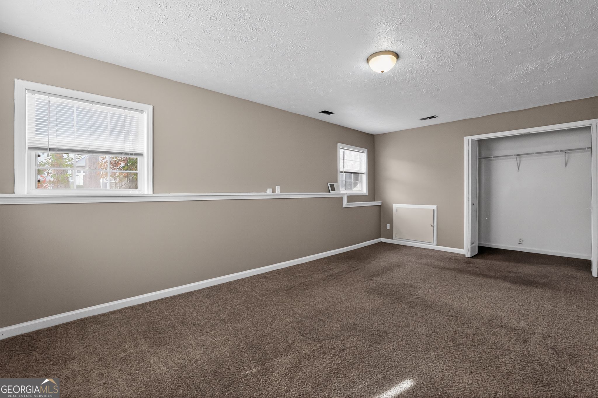 205 Pineknoll Court Ellenwood GA 30294