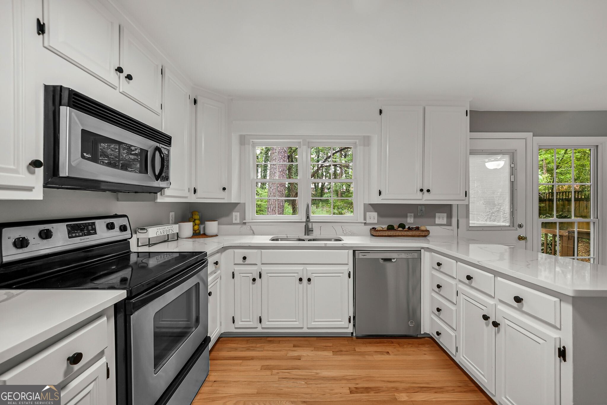 153 Lakeside Drive Kennesaw GA 30144