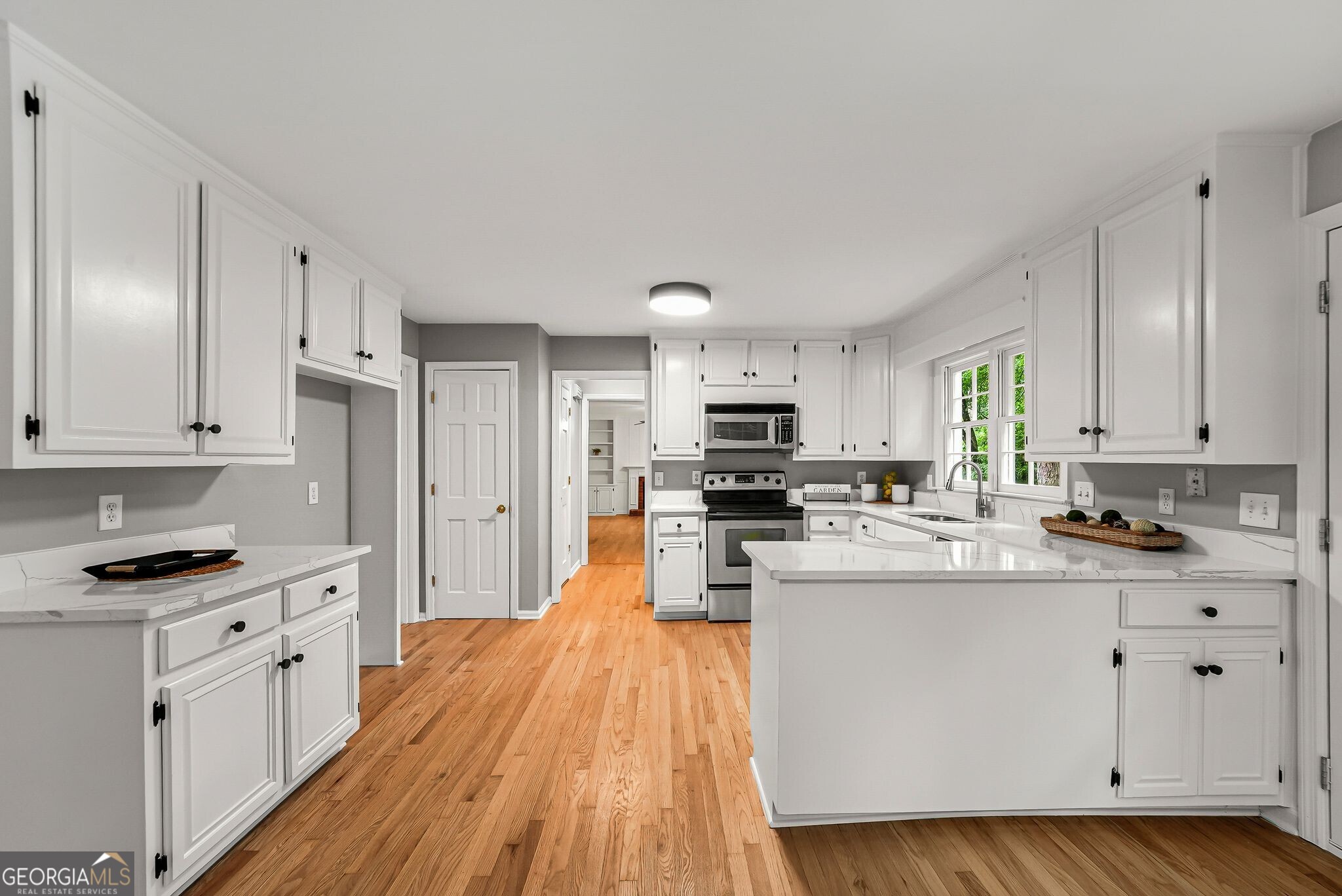 153 Lakeside Drive Kennesaw GA 30144