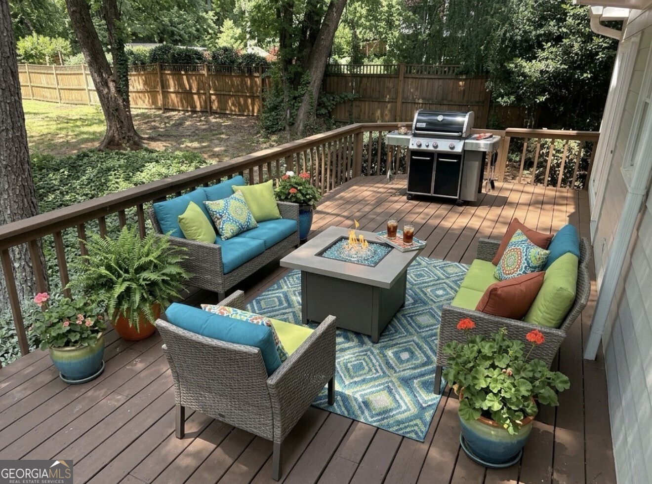 153 Lakeside Drive Kennesaw GA 30144