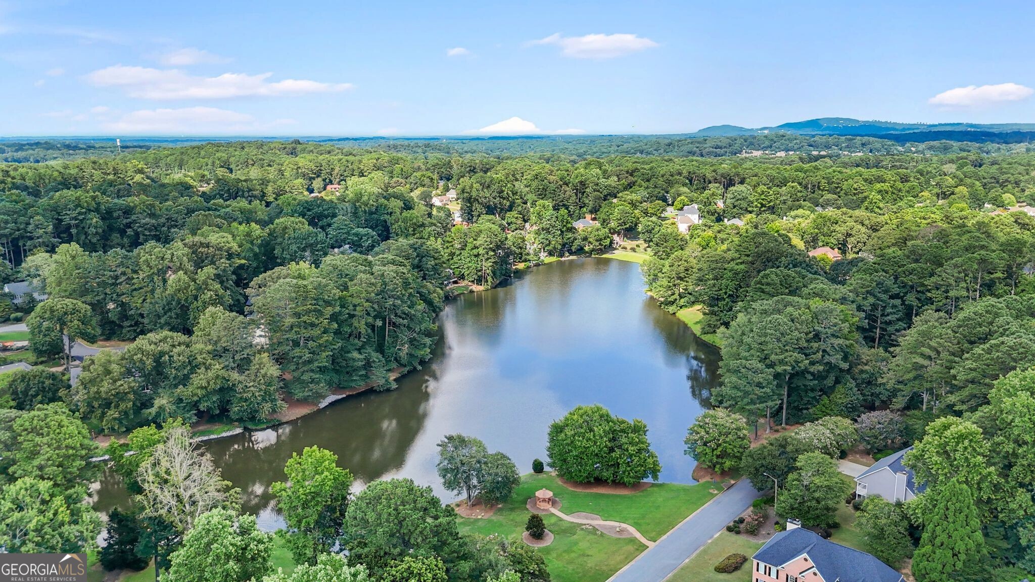 153 Lakeside Drive Kennesaw GA 30144