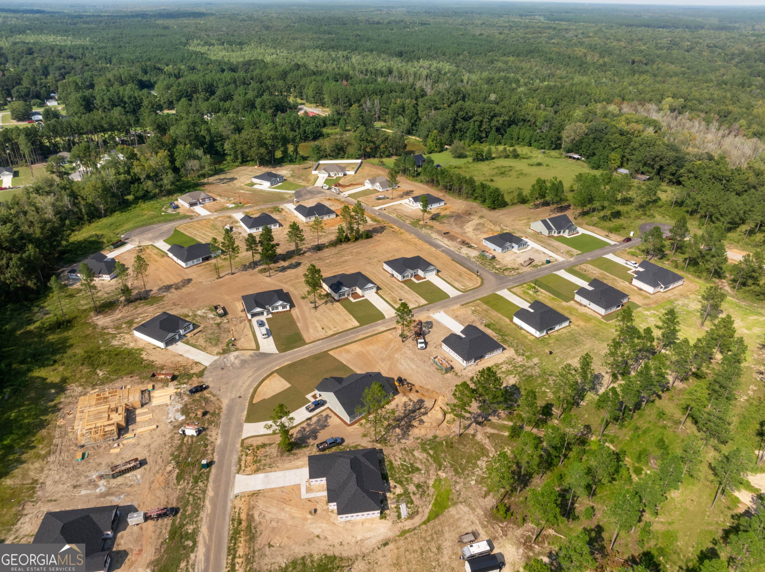 639 Belfast Loop Ellabell GA 31308