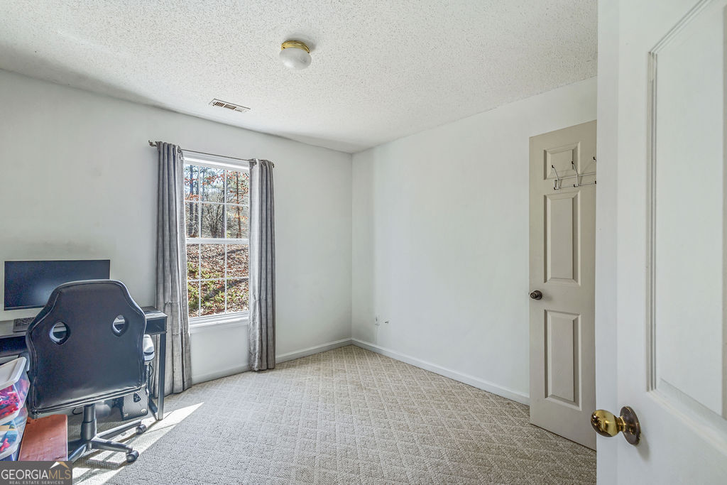 33 Thorntons Gap Newnan GA 30265