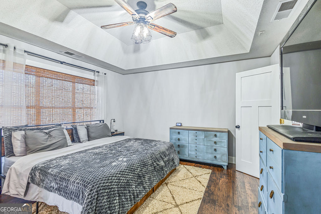 33 Thorntons Gap Newnan GA 30265
