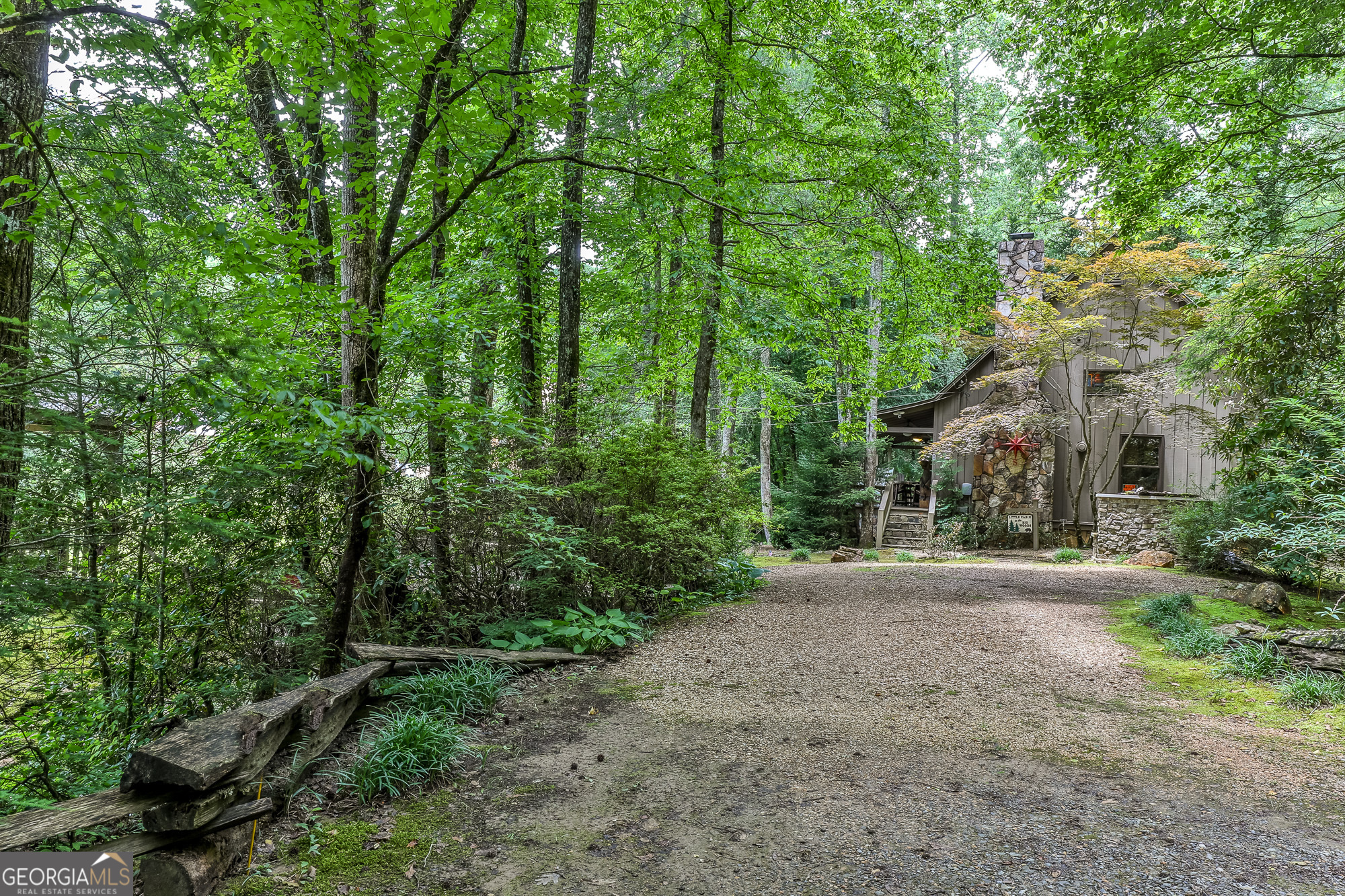 141 Barnes Creek Drive Ellijay GA 30540