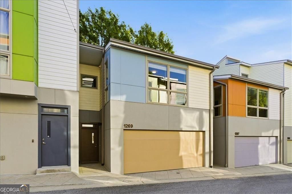 1269 Ponti Mews NW Atlanta GA 30318