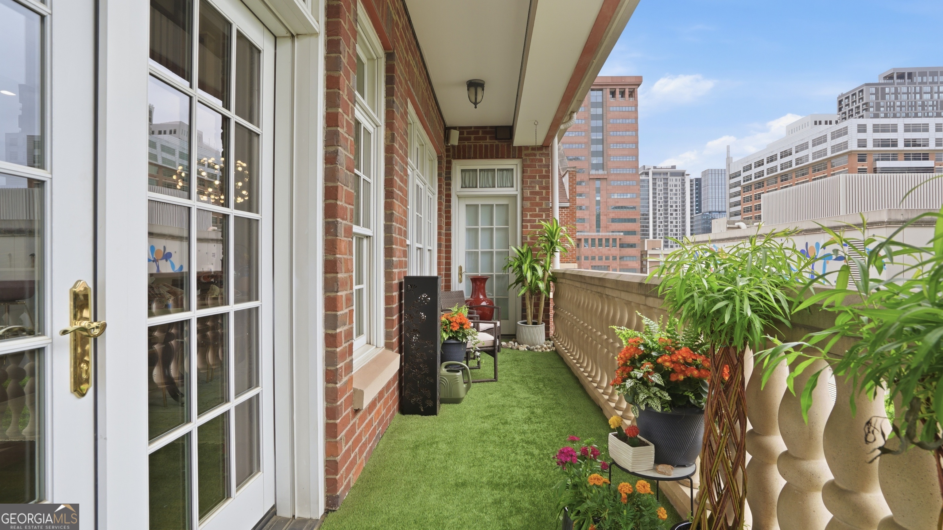 77 Peachtree Place NE Atlanta GA 30309