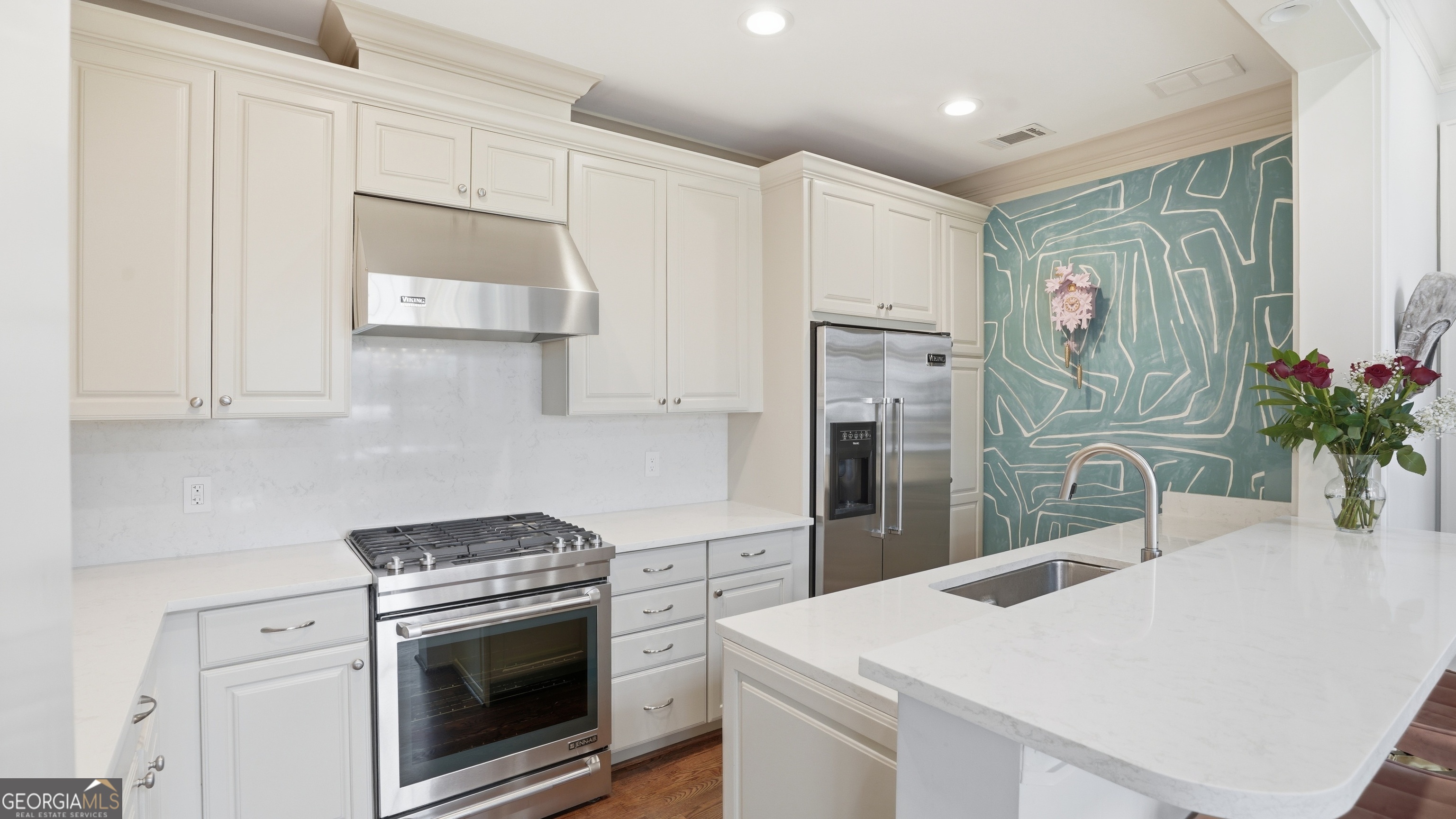 77 Peachtree Place NE Atlanta GA 30309