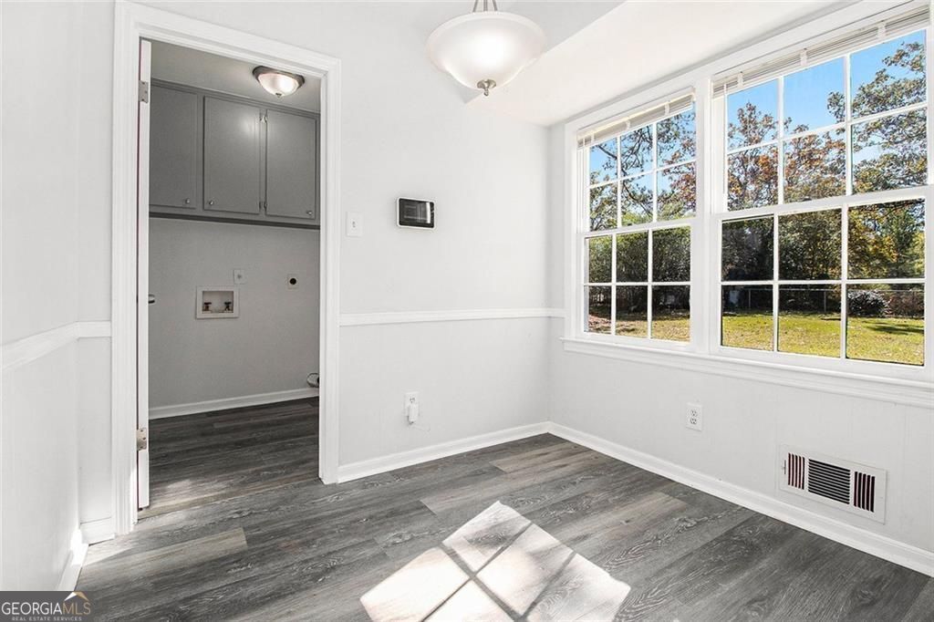 2540 Thornton Drive Atlanta GA 30349