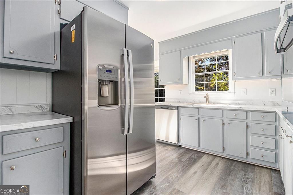 2540 Thornton Drive Atlanta GA 30349