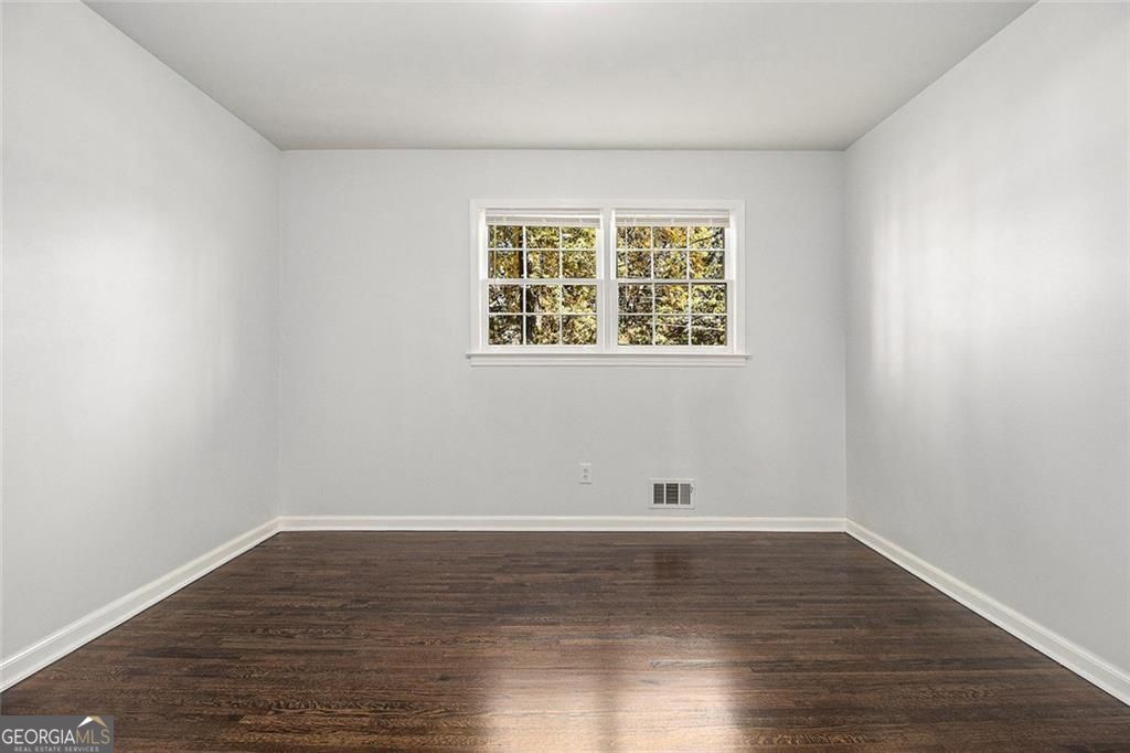 2540 Thornton Drive Atlanta GA 30349