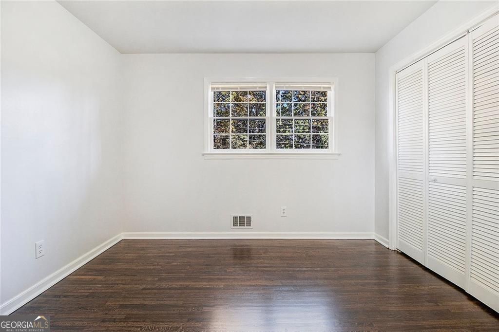 2540 Thornton Drive Atlanta GA 30349
