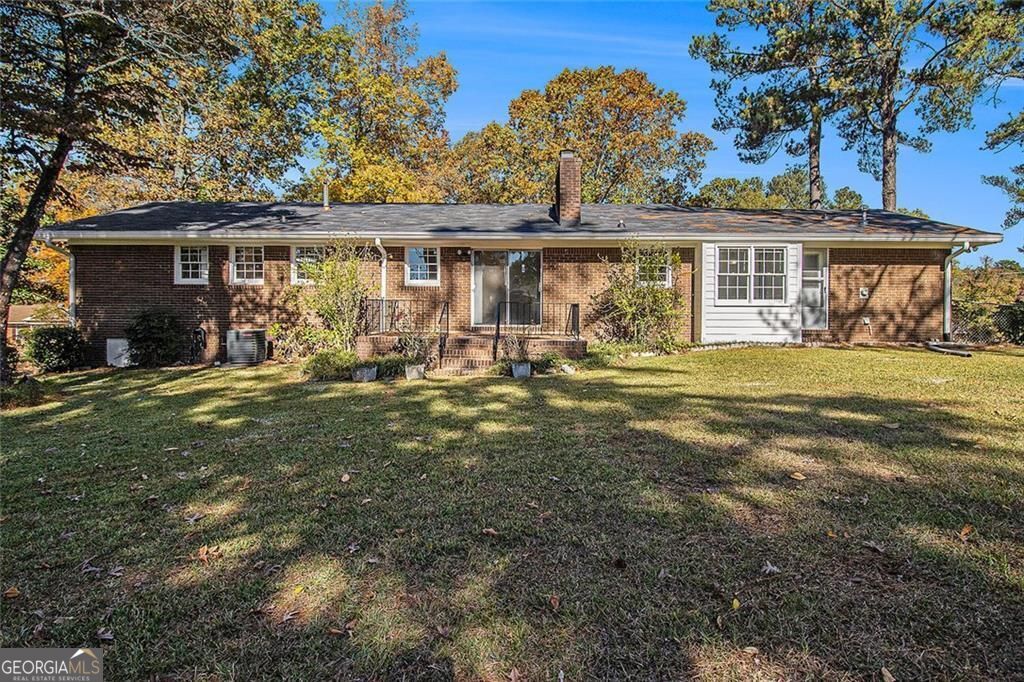 2540 Thornton Drive Atlanta GA 30349