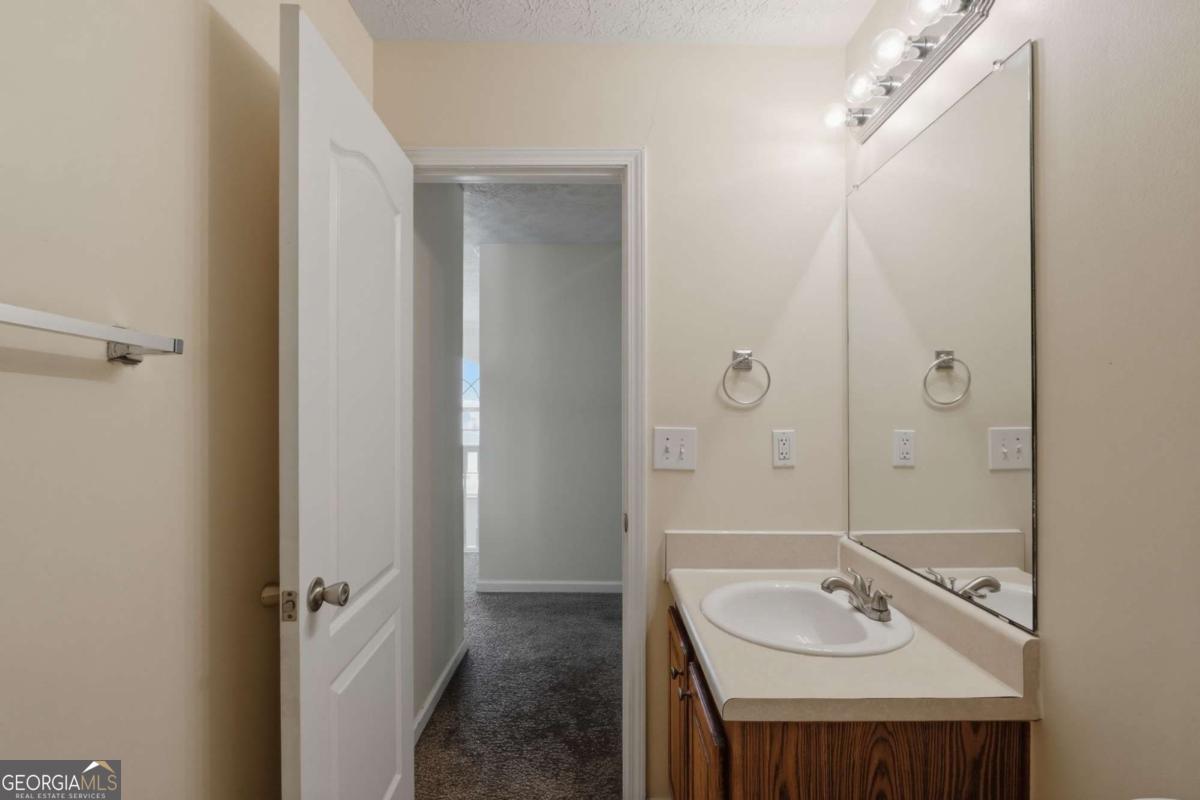 612 Mohawk Circle Stockbridge GA 30281