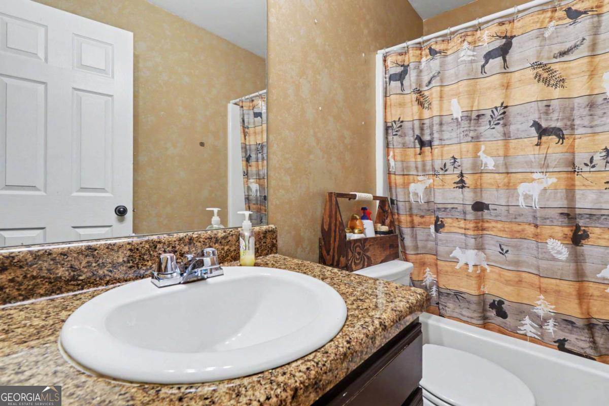 25 Redwood Drive Adairsville GA 30103