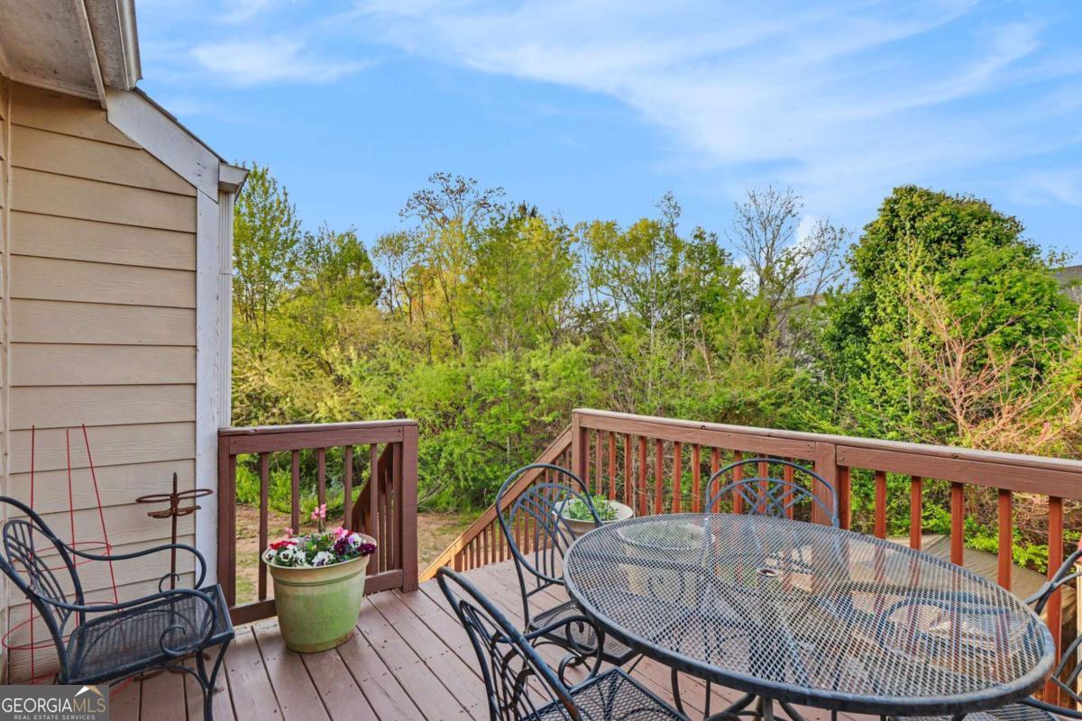 25 Redwood Drive Adairsville GA 30103