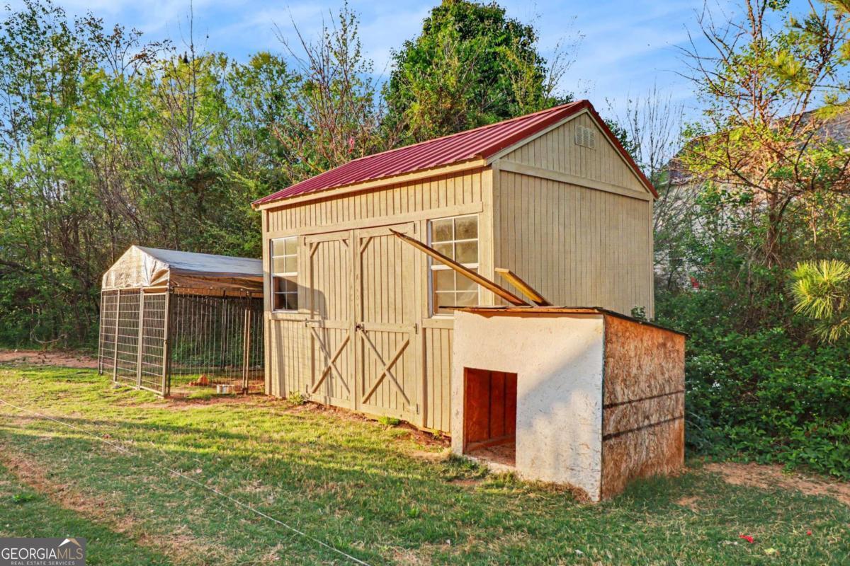 25 Redwood Drive Adairsville GA 30103